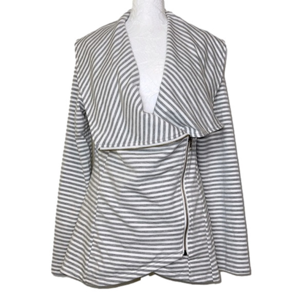Andree Waterfall Asymmetrical Zip Long Sleeve Jacket Sweatshirt - Sz Small, NWT - Picture 1 of 12